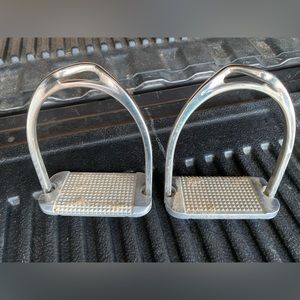 MDC S Classic Sturrups, size 4.75”